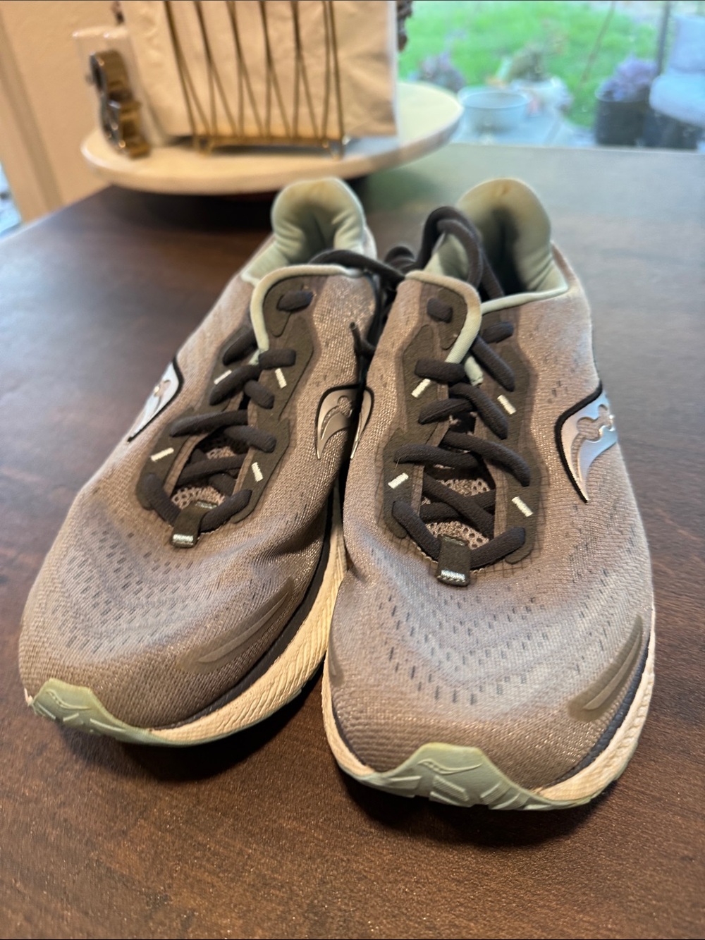 Saucony Women's Athletic Shoes - Gray with Mint Accents